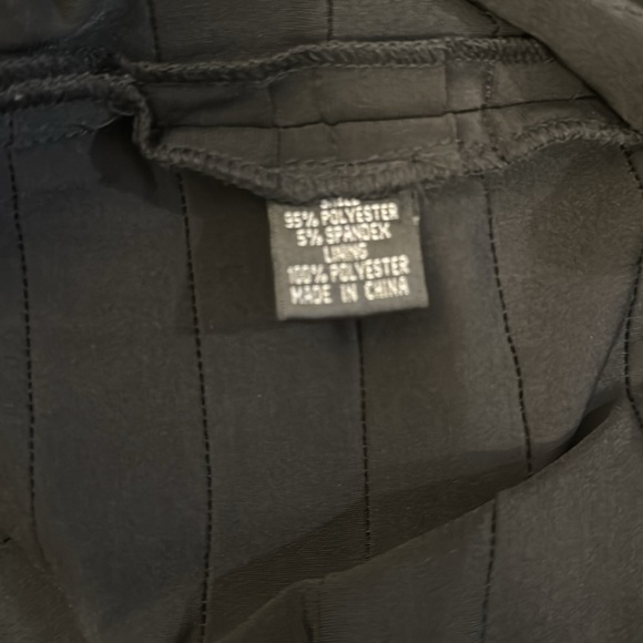 Adriana Papell Cocktail dress with beaded neckline - Picture 8 of 8